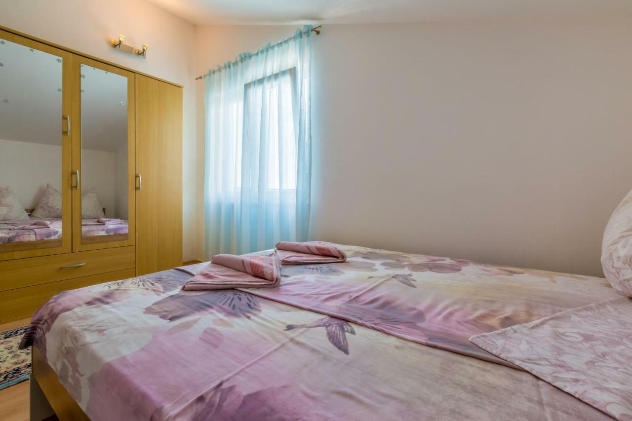 Apartments Ivano Dramalj Zewnętrze zdjęcie