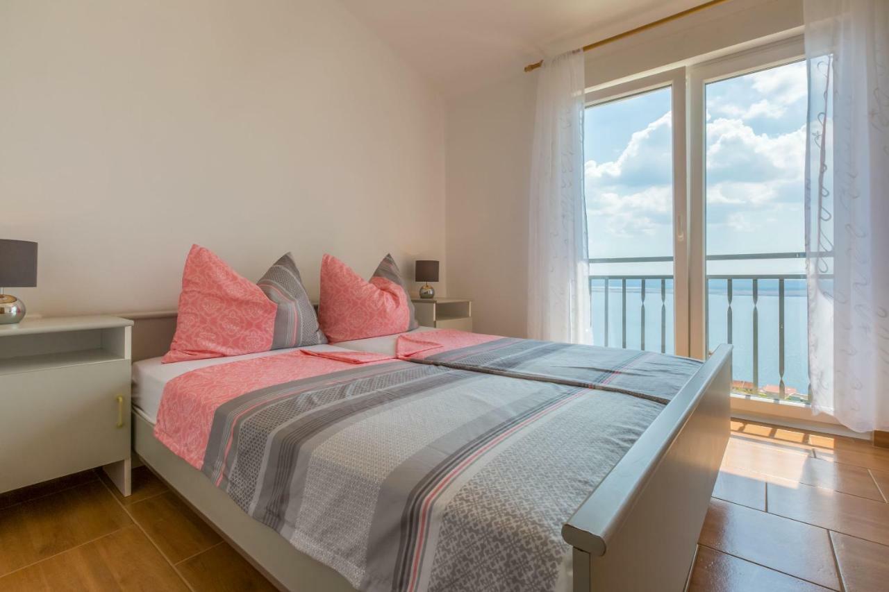 Apartments Ivano Dramalj Zewnętrze zdjęcie